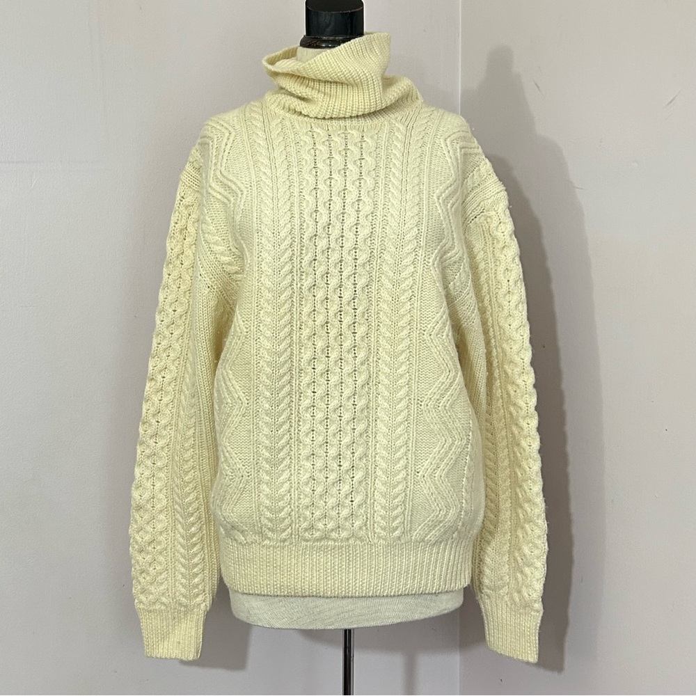 Vintage Lord & Taylor The Man’s Shop Worsted Wool Ivory Fisherman Sweater
